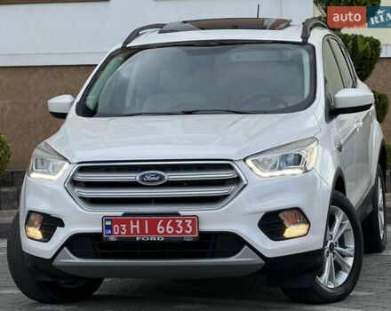 Белый Форд Эскейп, объемом двигателя 1.5 л и пробегом 130 тыс. км за 13400 $, фото 8 на Automoto.ua