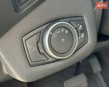 Белый Форд Эскейп, объемом двигателя 2.5 л и пробегом 97 тыс. км за 11000 $, фото 9 на Automoto.ua