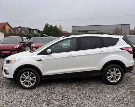 Білий Форд Ескейп, об'ємом двигуна 1.5 л та пробігом 191 тис. км за 10900 $, фото 7 на Automoto.ua