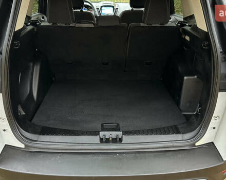 Білий Форд Ескейп, об'ємом двигуна 1.5 л та пробігом 180 тис. км за 11300 $, фото 28 на Automoto.ua