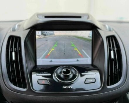 Белый Форд Эскейп, объемом двигателя 2 л и пробегом 46 тыс. км за 7000 $, фото 7 на Automoto.ua