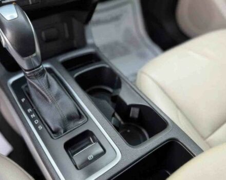 Белый Форд Эскейп, объемом двигателя 2 л и пробегом 46 тыс. км за 7000 $, фото 8 на Automoto.ua