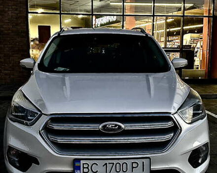 Белый Форд Эскейп, объемом двигателя 2 л и пробегом 146 тыс. км за 16500 $, фото 6 на Automoto.ua