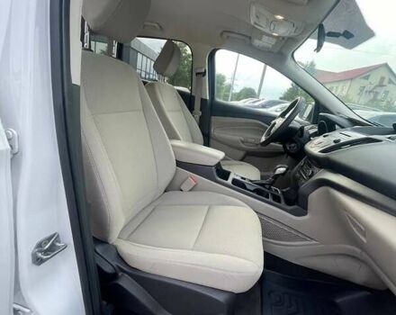 Белый Форд Эскейп, объемом двигателя 1.5 л и пробегом 269 тыс. км за 9600 $, фото 21 на Automoto.ua