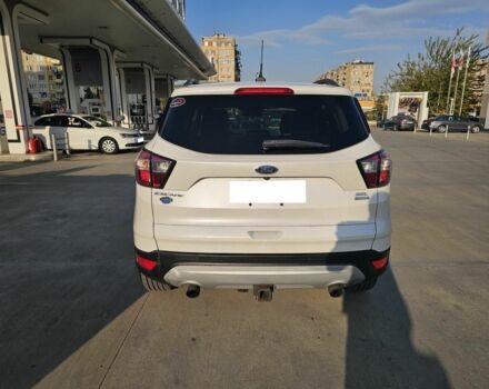 Белый Форд Эскейп, объемом двигателя 1.5 л и пробегом 148 тыс. км за 8500 $, фото 4 на Automoto.ua