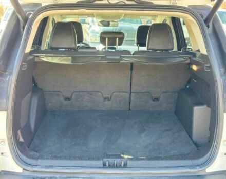 Белый Форд Эскейп, объемом двигателя 2 л и пробегом 33 тыс. км за 5050 $, фото 9 на Automoto.ua