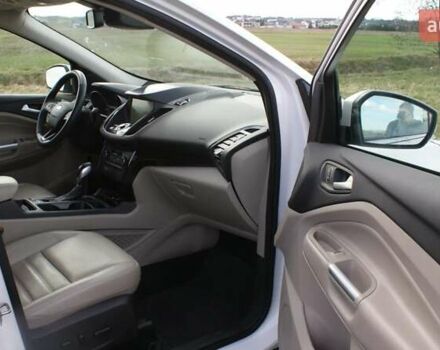 Білий Форд Ескейп, об'ємом двигуна 2 л та пробігом 69 тис. км за 12100 $, фото 7 на Automoto.ua