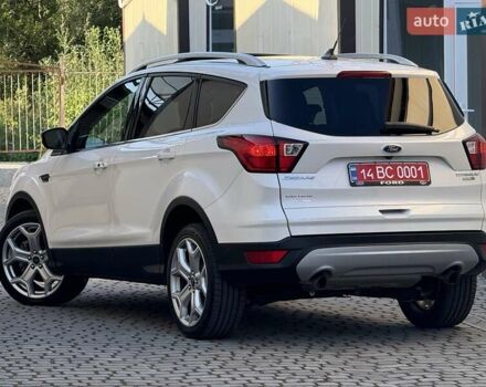 Білий Форд Ескейп, об'ємом двигуна 2 л та пробігом 180 тис. км за 14250 $, фото 43 на Automoto.ua