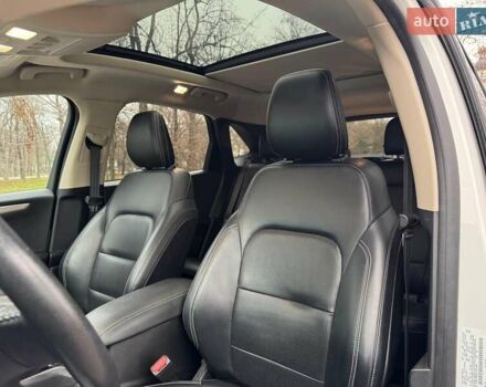 Білий Форд Ескейп, об'ємом двигуна 2.5 л та пробігом 65 тис. км за 18990 $, фото 33 на Automoto.ua