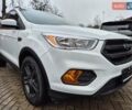 Білий Форд Ескейп, об'ємом двигуна 2.5 л та пробігом 95 тис. км за 14600 $, фото 2 на Automoto.ua