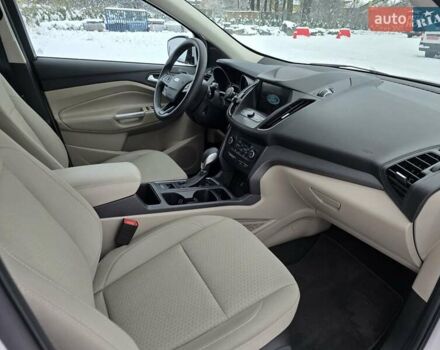 Белый Форд Эскейп, объемом двигателя 1.5 л и пробегом 84 тыс. км за 14400 $, фото 15 на Automoto.ua