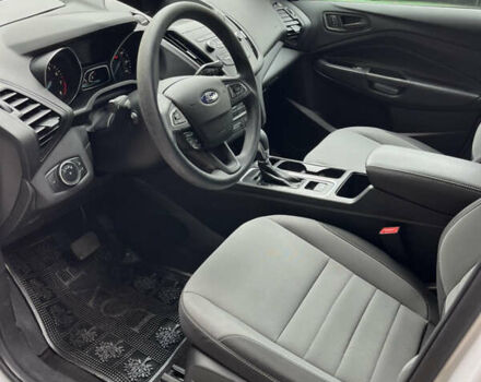 Білий Форд Ескейп, об'ємом двигуна 2.5 л та пробігом 69 тис. км за 13500 $, фото 10 на Automoto.ua