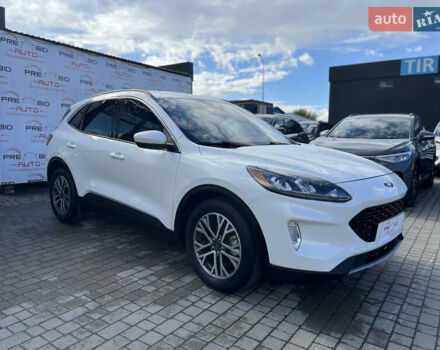 Белый Форд Эскейп, объемом двигателя 1.5 л и пробегом 117 тыс. км за 16700 $, фото 2 на Automoto.ua