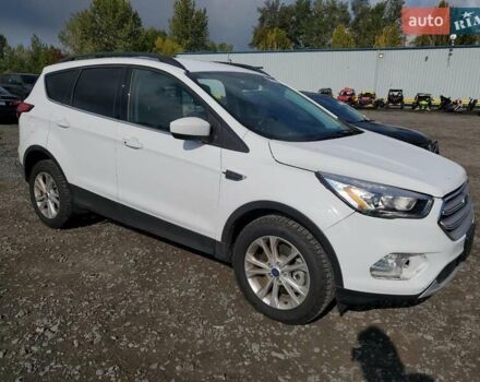 Білий Форд Ескейп, об'ємом двигуна 1.5 л та пробігом 56 тис. км за 2200 $, фото 3 на Automoto.ua