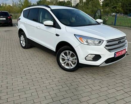 Білий Форд Ескейп, об'ємом двигуна 1.5 л та пробігом 101 тис. км за 12800 $, фото 46 на Automoto.ua