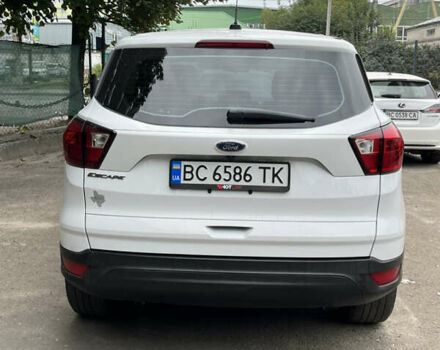 Білий Форд Ескейп, об'ємом двигуна 2.5 л та пробігом 69 тис. км за 13500 $, фото 3 на Automoto.ua