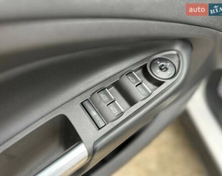 Білий Форд Ескейп, об'ємом двигуна 1.5 л та пробігом 173 тис. км за 14800 $, фото 32 на Automoto.ua