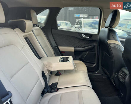 Белый Форд Эскейп, объемом двигателя 1.5 л и пробегом 117 тыс. км за 16700 $, фото 22 на Automoto.ua