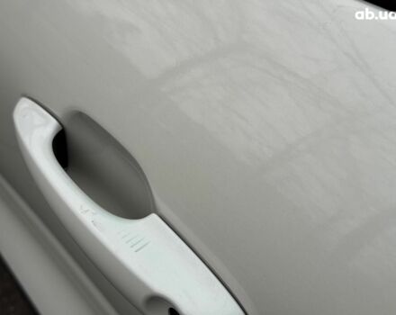 Білий Форд Ескейп, об'ємом двигуна 2.5 л та пробігом 65 тис. км за 18990 $, фото 12 на Automoto.ua