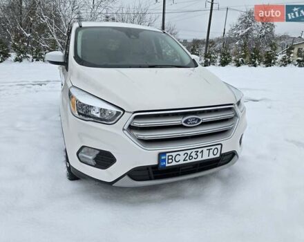 Белый Форд Эскейп, объемом двигателя 1.5 л и пробегом 84 тыс. км за 14400 $, фото 9 на Automoto.ua