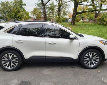 Белый Форд Эскейп, объемом двигателя 2 л и пробегом 83 тыс. км за 18999 $, фото 5 на Automoto.ua