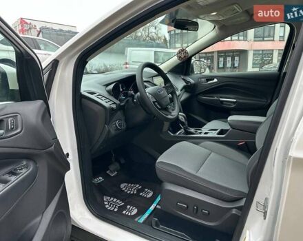Білий Форд Ескейп, об'ємом двигуна 1.5 л та пробігом 173 тис. км за 14800 $, фото 37 на Automoto.ua