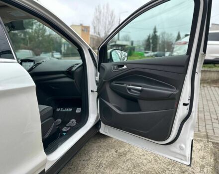 Білий Форд Ескейп, об'ємом двигуна 1.5 л та пробігом 173 тис. км за 14800 $, фото 9 на Automoto.ua