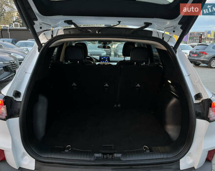 Форд Эскейп 2019 в Львове на Automoto.ua Белый Форд Эскейп, объемом двигателя 1.5 л и пробегом 129 тыс. км за 16500 $, фото 34 на Automoto.ua