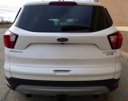 Білий Форд Ескейп, об'ємом двигуна 2 л та пробігом 45 тис. км за 5000 $, фото 5 на Automoto.ua