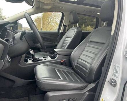 Белый Форд Эскейп, объемом двигателя 2 л и пробегом 84 тыс. км за 3700 $, фото 8 на Automoto.ua