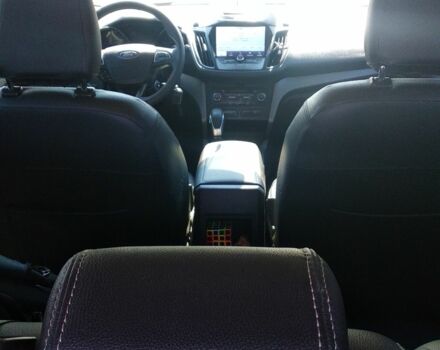 Белый Форд Эскейп, объемом двигателя 2.5 л и пробегом 75 тыс. км за 14850 $, фото 4 на Automoto.ua