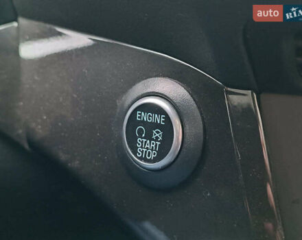 Белый Форд Эскейп, объемом двигателя 2 л и пробегом 109 тыс. км за 15290 $, фото 32 на Automoto.ua