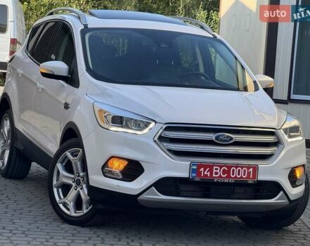 Білий Форд Ескейп, об'ємом двигуна 2 л та пробігом 180 тис. км за 14250 $, фото 29 на Automoto.ua