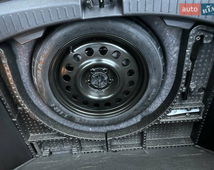 Белый Форд Эскейп, объемом двигателя 2.5 л и пробегом 97 тыс. км за 13550 $, фото 17 на Automoto.ua