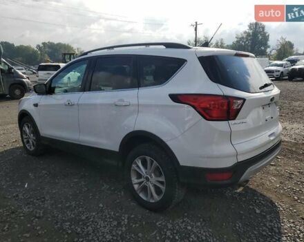Білий Форд Ескейп, об'ємом двигуна 1.5 л та пробігом 56 тис. км за 2200 $, фото 1 на Automoto.ua