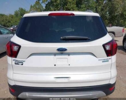 Білий Форд Ескейп, об'ємом двигуна 2 л та пробігом 149 тис. км за 3000 $, фото 15 на Automoto.ua