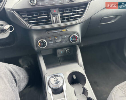 Белый Форд Эскейп, объемом двигателя 1.5 л и пробегом 112 тыс. км за 16500 $, фото 49 на Automoto.ua