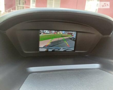 Белый Форд Эскейп, объемом двигателя 2.5 л и пробегом 107 тыс. км за 13900 $, фото 12 на Automoto.ua