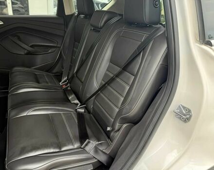 Белый Форд Эскейп, объемом двигателя 2 л и пробегом 32 тыс. км за 10200 $, фото 11 на Automoto.ua