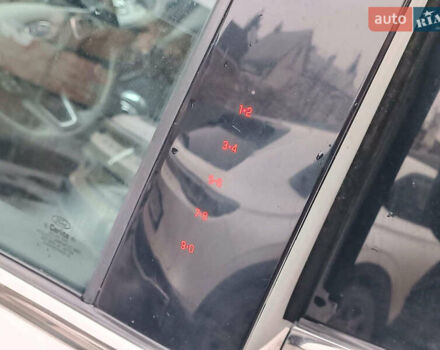 Белый Форд Эскейп, объемом двигателя 2 л и пробегом 109 тыс. км за 15290 $, фото 25 на Automoto.ua