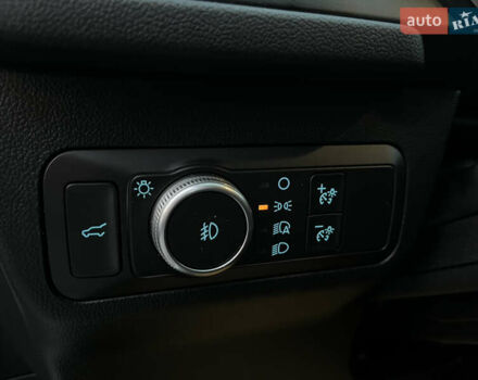 Форд Эскейп 2019 в Львове на Automoto.ua Белый Форд Эскейп, объемом двигателя 1.5 л и пробегом 129 тыс. км за 16500 $, фото 22 на Automoto.ua