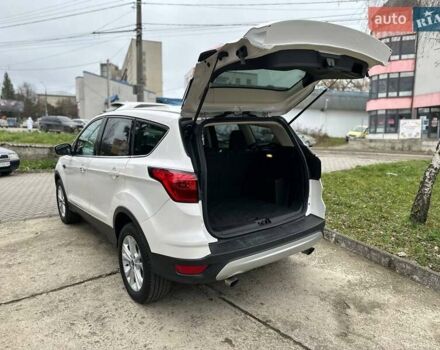 Білий Форд Ескейп, об'ємом двигуна 1.5 л та пробігом 173 тис. км за 14800 $, фото 6 на Automoto.ua