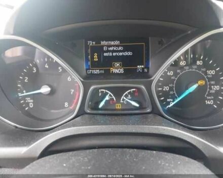 Білий Форд Ескейп, об'ємом двигуна 2 л та пробігом 115 тис. км за 2000 $, фото 6 на Automoto.ua