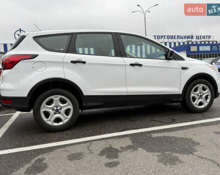 Белый Форд Эскейп, объемом двигателя 2.49 л и пробегом 131 тыс. км за 13300 $, фото 17 на Automoto.ua