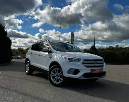 Белый Форд Эскейп, объемом двигателя 1.5 л и пробегом 101 тыс. км за 290 $, фото 1 на Automoto.ua