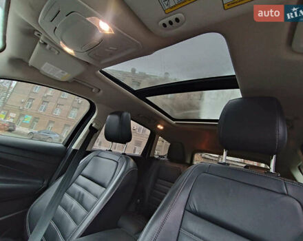 Белый Форд Эскейп, объемом двигателя 2 л и пробегом 109 тыс. км за 15290 $, фото 17 на Automoto.ua