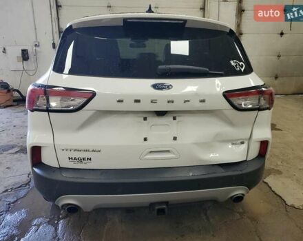 Белый Форд Эскейп, объемом двигателя 0 л и пробегом 102 тыс. км за 3600 $, фото 5 на Automoto.ua