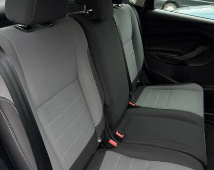 Белый Форд Эскейп, объемом двигателя 2.49 л и пробегом 131 тыс. км за 13300 $, фото 58 на Automoto.ua