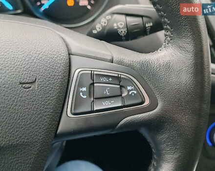 Белый Форд Эскейп, объемом двигателя 2 л и пробегом 109 тыс. км за 15290 $, фото 30 на Automoto.ua