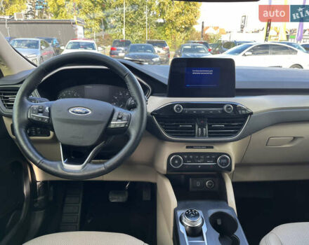 Белый Форд Эскейп, объемом двигателя 1.5 л и пробегом 117 тыс. км за 16700 $, фото 16 на Automoto.ua